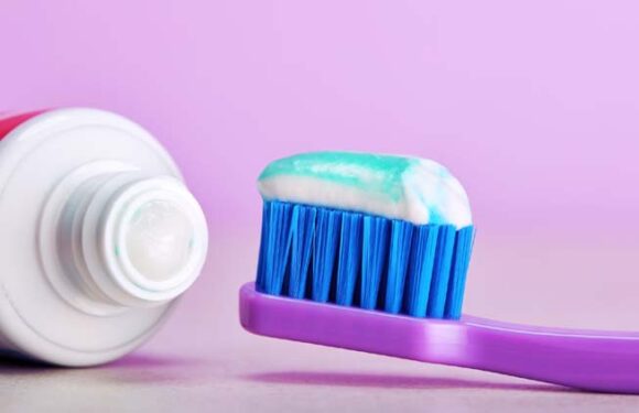 The Benefits of Fluoride-Free Toothpaste